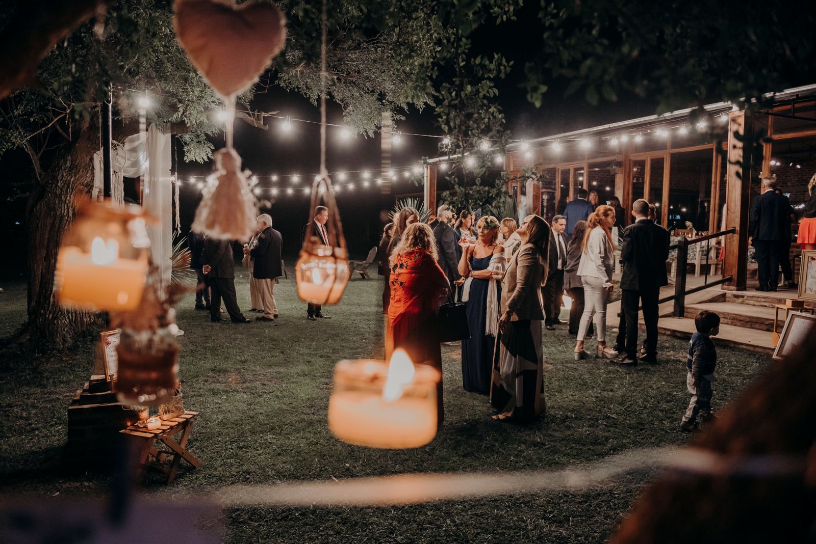Ambiente y aperitivo en La Honoria